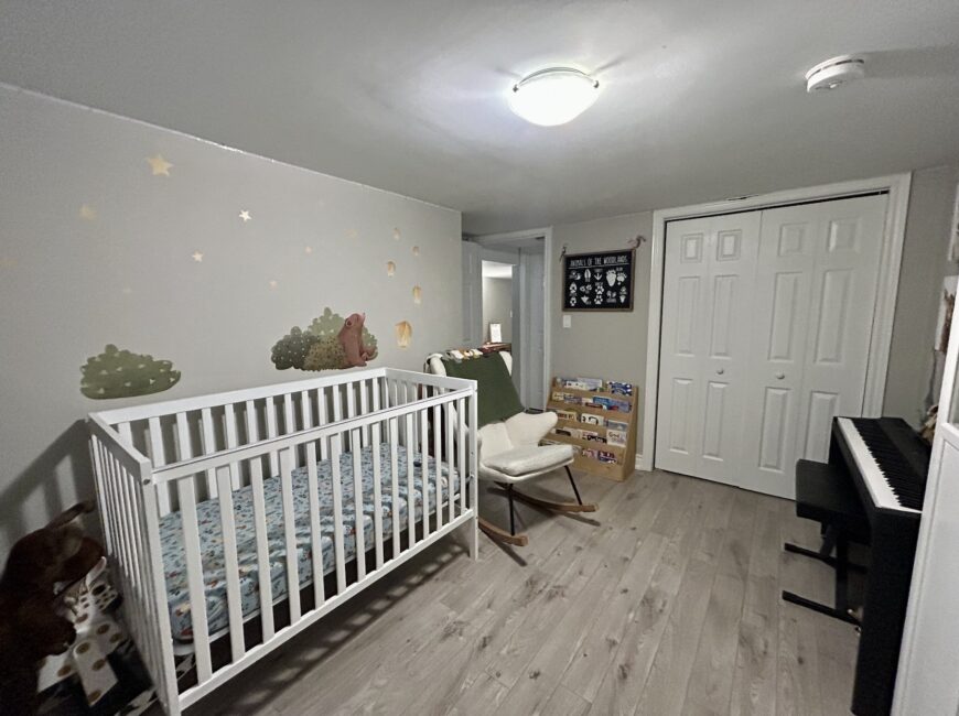 **SECORD WOODS** Beautiful 2 Bedroom!!
