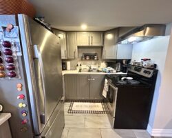 **SECORD WOODS** Beautiful 2 Bedroom!!