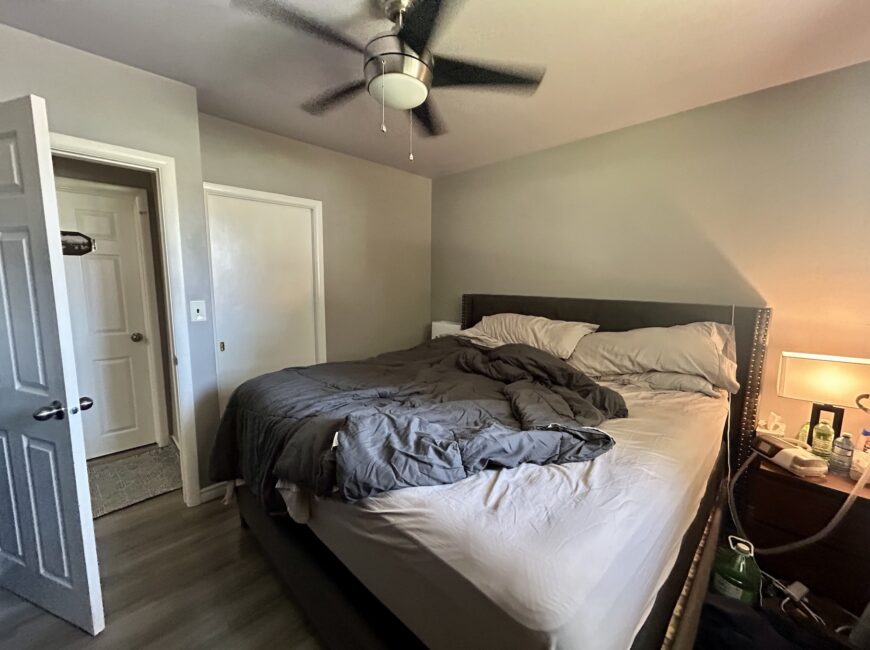 **NORTH END** Main Floor 3 Bedroom Apartment!!