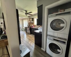 **NORTH END** Main Floor 3 Bedroom Apartment!!