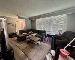 **NORTH END** Main Floor 3 Bedroom Apartment!!
