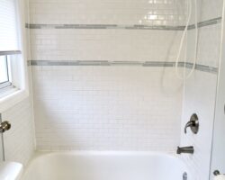 **RENOVATED** 1 Bedroom Unit in Welland!!