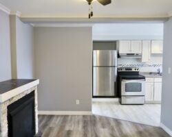 **RENOVATED** 1 Bedroom Unit in Welland!!