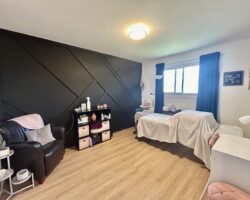 **SECORD WOODS** Modern 3 Bedroom Home!!