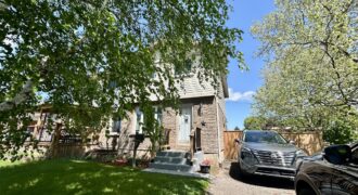 **SECORD WOODS** Modern 3 Bedroom Home!!