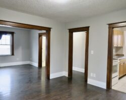 **SPACIOUS** 3 Bedroom Unit in Western Hill!!