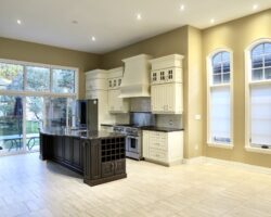 **CUSTOM BUILT** 4 Bed 3.5 Bath Home in St. Davids!!