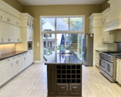 **CUSTOM BUILT** 4 Bed 3.5 Bath Home in St. Davids!!