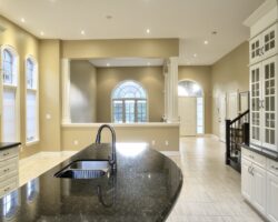 **CUSTOM BUILT** 4 Bed 3.5 Bath Home in St. Davids!!