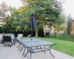**CUSTOM BUILT** 4 Bed 3.5 Bath Home in St. Davids!!