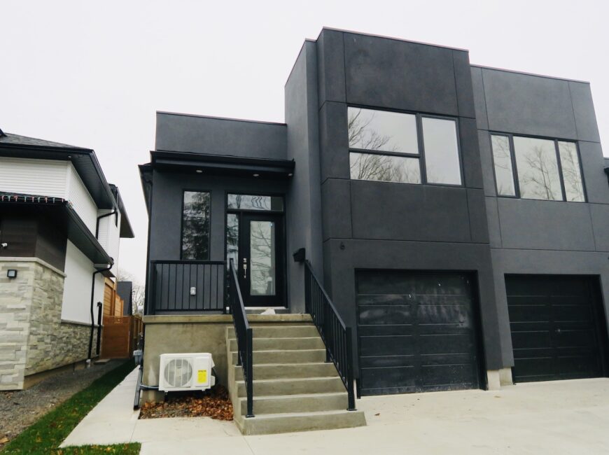 **NEWER BUILD** High End 2 Bedroom Unit!!