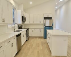 **NEWER BUILD** High End 2 Bedroom Unit!!