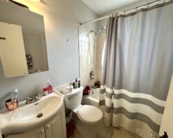 **PORT DALHOUSIE** Spacious 2 Bedroom Unit!!