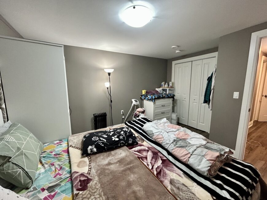 **NORTH END** 1 Bed Plus Den Apartment!!