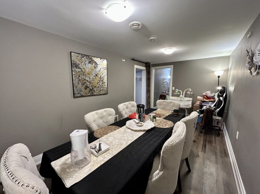 **NORTH END** 1 Bed Plus Den Apartment!!