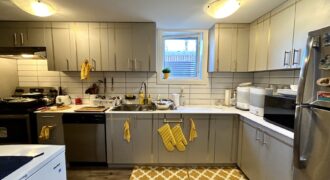 **NORTH END** 1 Bed Plus Den Apartment!!