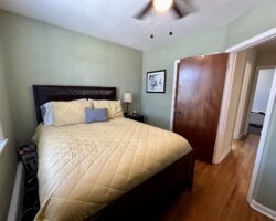 **SPACIOUS** 2 Bedroom Unit in PORT DALHOUSIE!!
