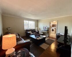 **SPACIOUS** 2 Bedroom Unit in PORT DALHOUSIE!!