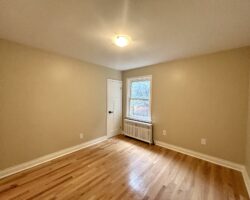**RENOVATED** North End Main Floor Unit!!