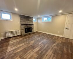 **ALL UTILITIES INCLUDED** 1 Bedroom Unit North End!!