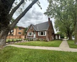 **ALL UTILITIES INCLUDED** 1 Bedroom Unit North End!!