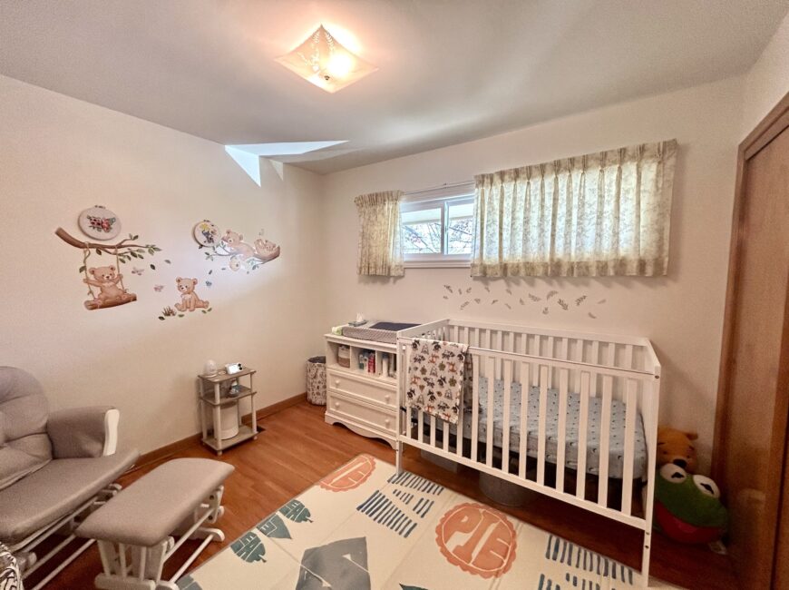 **FULLY DETACHED HOME** 3 Bed in North Welland!!