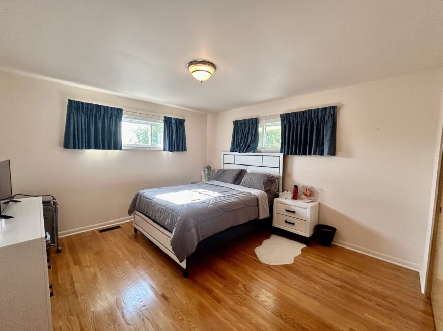 **FULLY DETACHED HOME** 3 Bed in North Welland!!