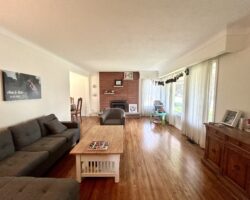 **FULLY DETACHED HOME** 3 Bed in North Welland!!