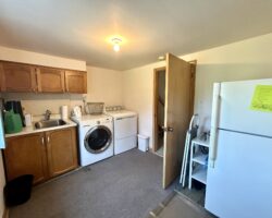 **FULLY DETACHED HOME** 3 Bed in North Welland!!