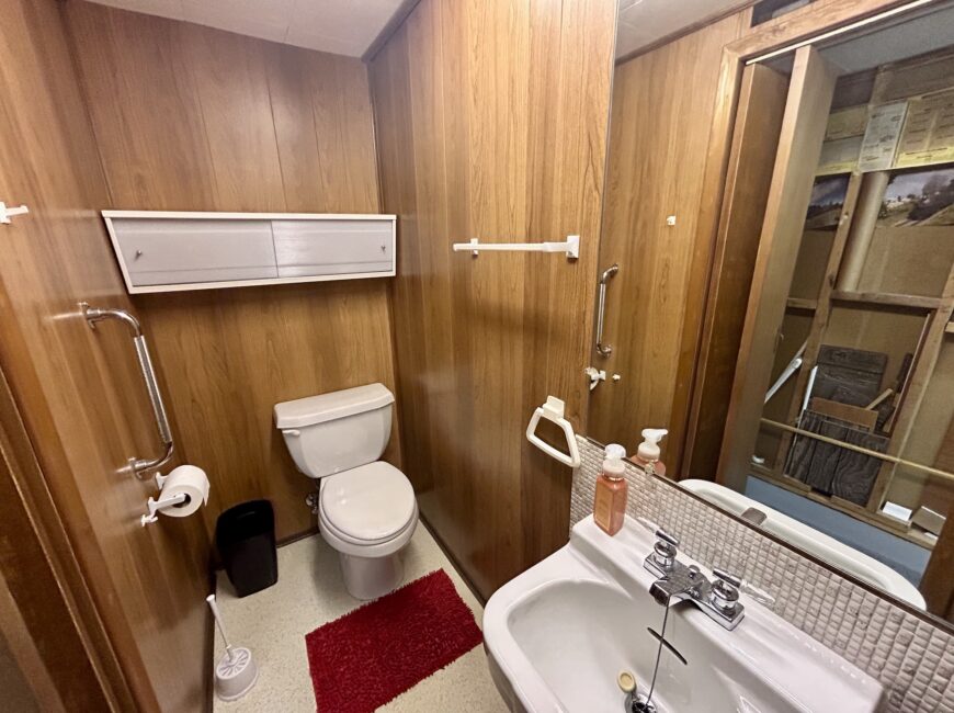 **FULLY DETACHED HOME** 3 Bed in North Welland!!