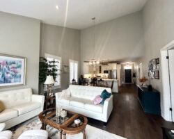 **STUNNING** Luxury Townhome in VINELAND!!