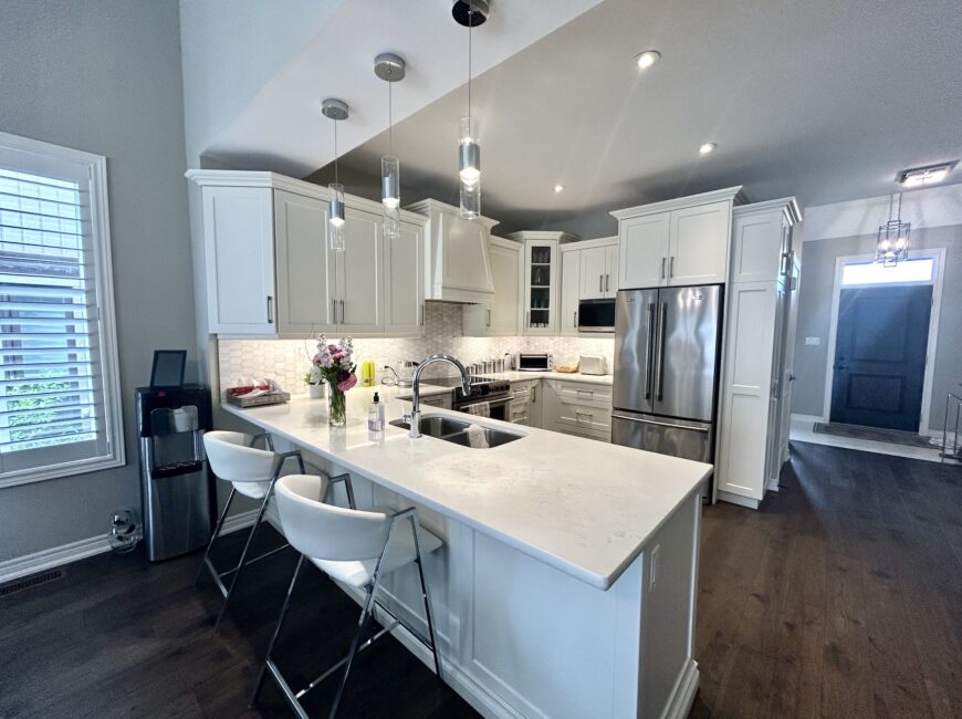 **STUNNING** Luxury Townhome in VINELAND!!