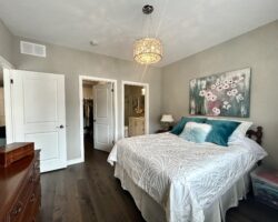 **STUNNING** Luxury Townhome in VINELAND!!