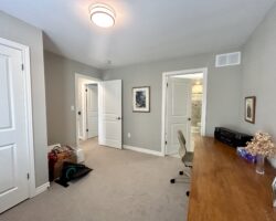 **STUNNING** Luxury Townhome in VINELAND!!