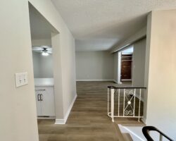 **RENOVATED** 3 Bedroom Semi-Detached!!