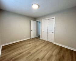 **RENOVATED** 3 Bedroom Semi-Detached!!