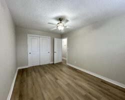 **RENOVATED** 3 Bedroom Semi-Detached!!