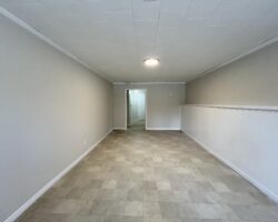 **RENOVATED** 3 Bedroom Semi-Detached!!