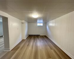 **ALL UTILITIES INCLUDED** Renovated House!!