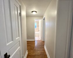 **PORT DALHOUSIE** RENOVATED 1 Bed Unit!!