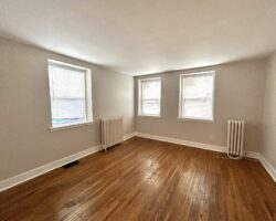 **PORT DALHOUSIE** RENOVATED 1 Bed Unit!!