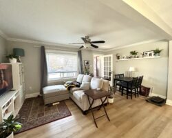 **MAIN FLOOR UNIT** Central Welland!!