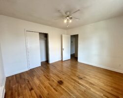 **PORT DALHOUSIE** Spacious 2 Bedroom Unit!!