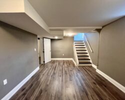 **NORTH END** 1 Bed Plus Den Apartment!!