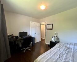 **NORTH END** 3 Bedroom Detached Home!!