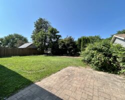 **NORTH END** 3 Bedroom Detached Home!!