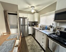 **DETACHED UNIT** 1 Bedroom in North End!!
