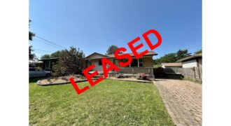 **NORTH END** 3 Bedroom Detached Home!!